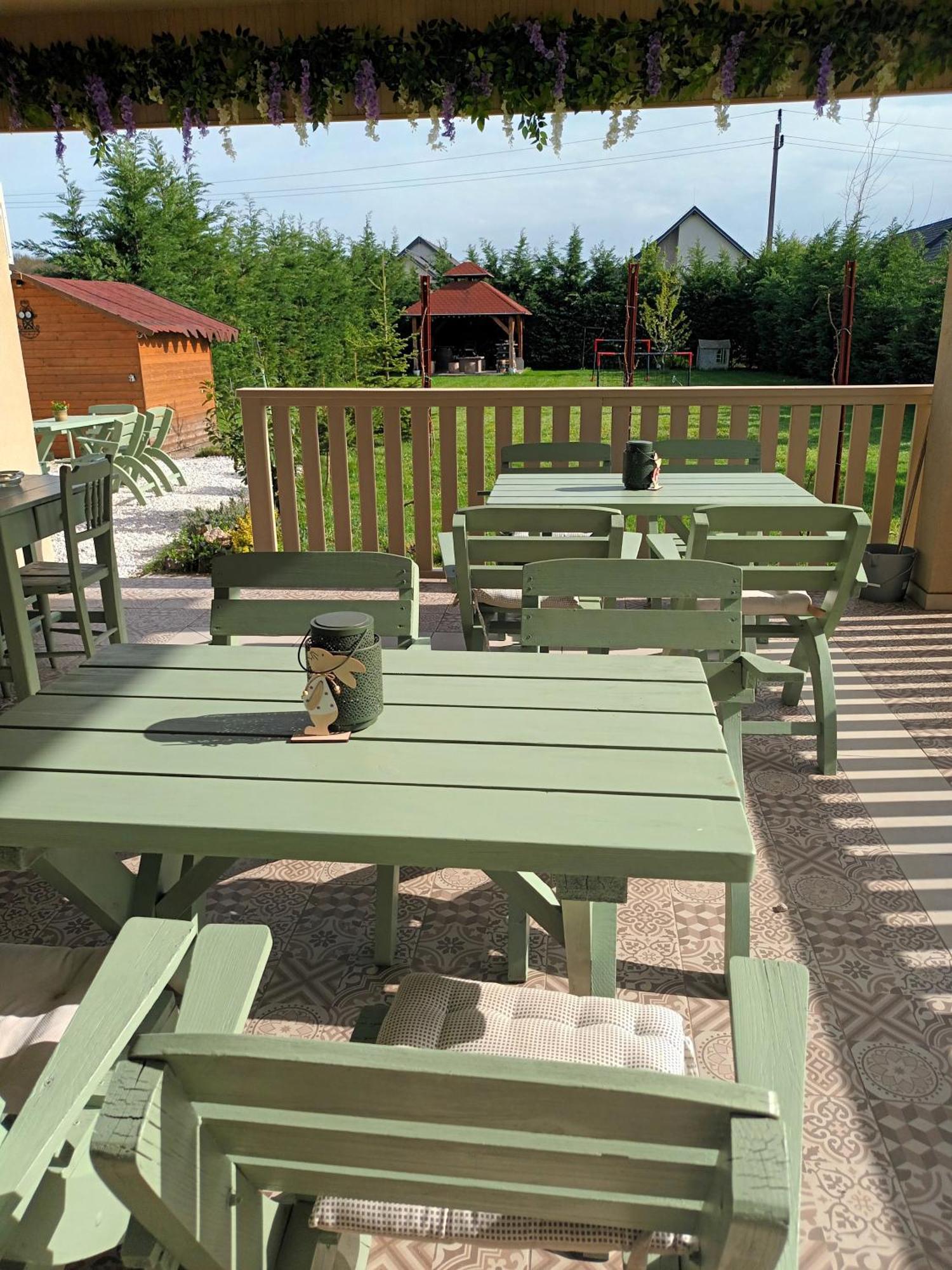 A Zoldbiciklis Haz Lägenhet Egerszalók Exteriör bild